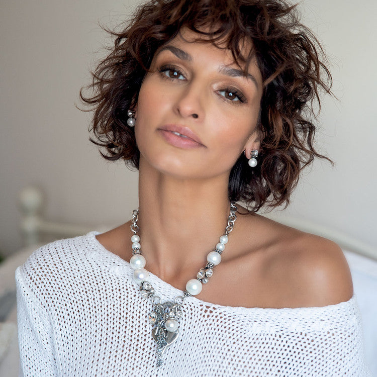 Amour Pearl Necklace. N2006