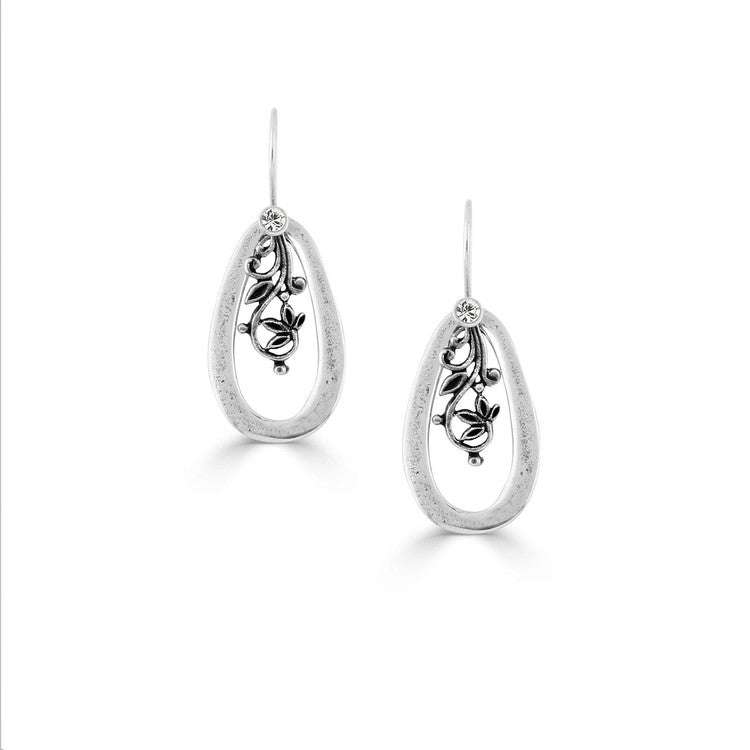 Love To Love Earrings. E4174
