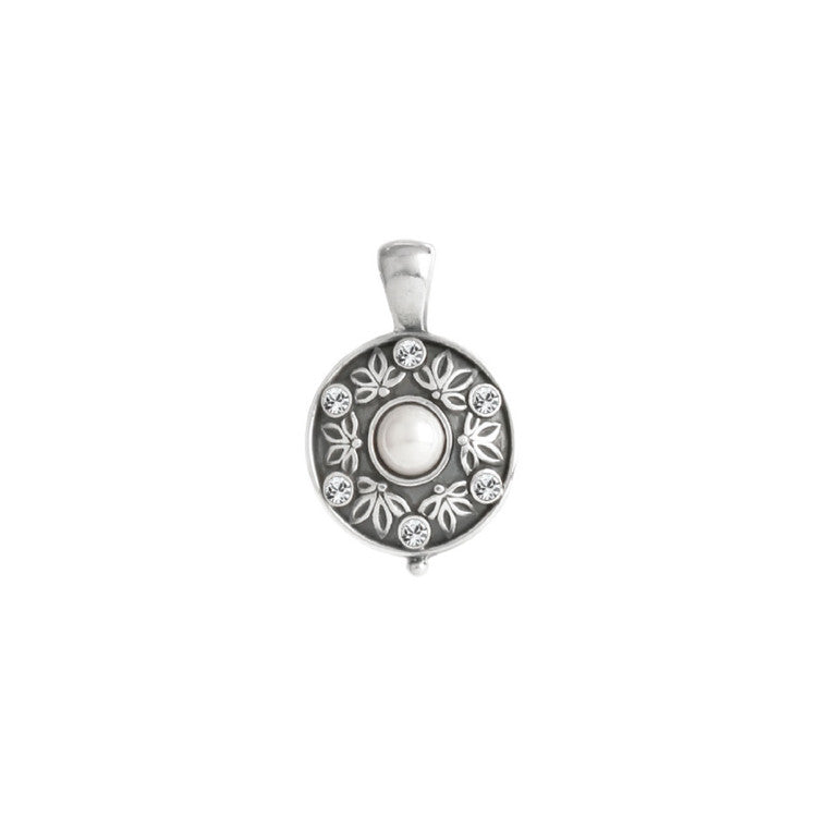 Lily Rose Pearl Pendant. EN1091